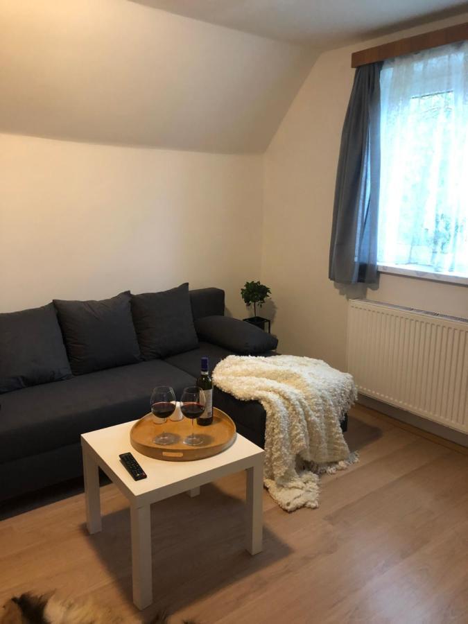 Apartmany Jevany Exterior photo