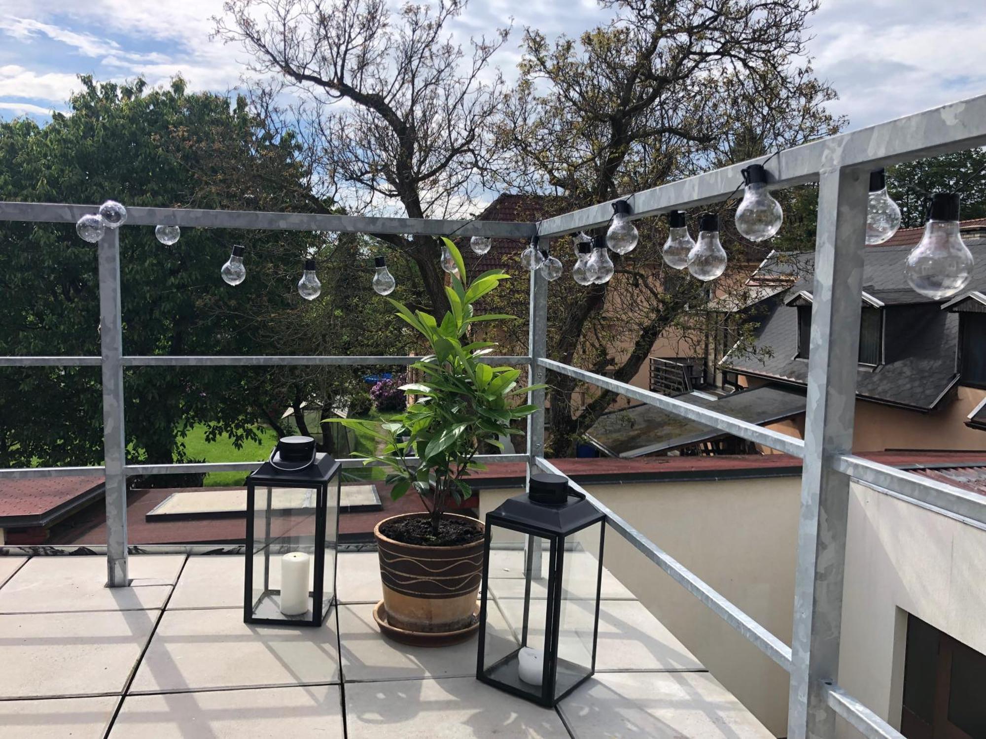 Apartmany Jevany Exterior photo